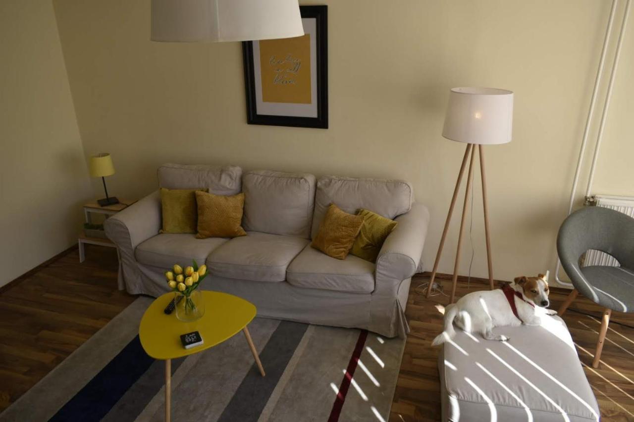 Fonix Family Apartment A Step From Szechenyi Square Pecs Bagian luar foto