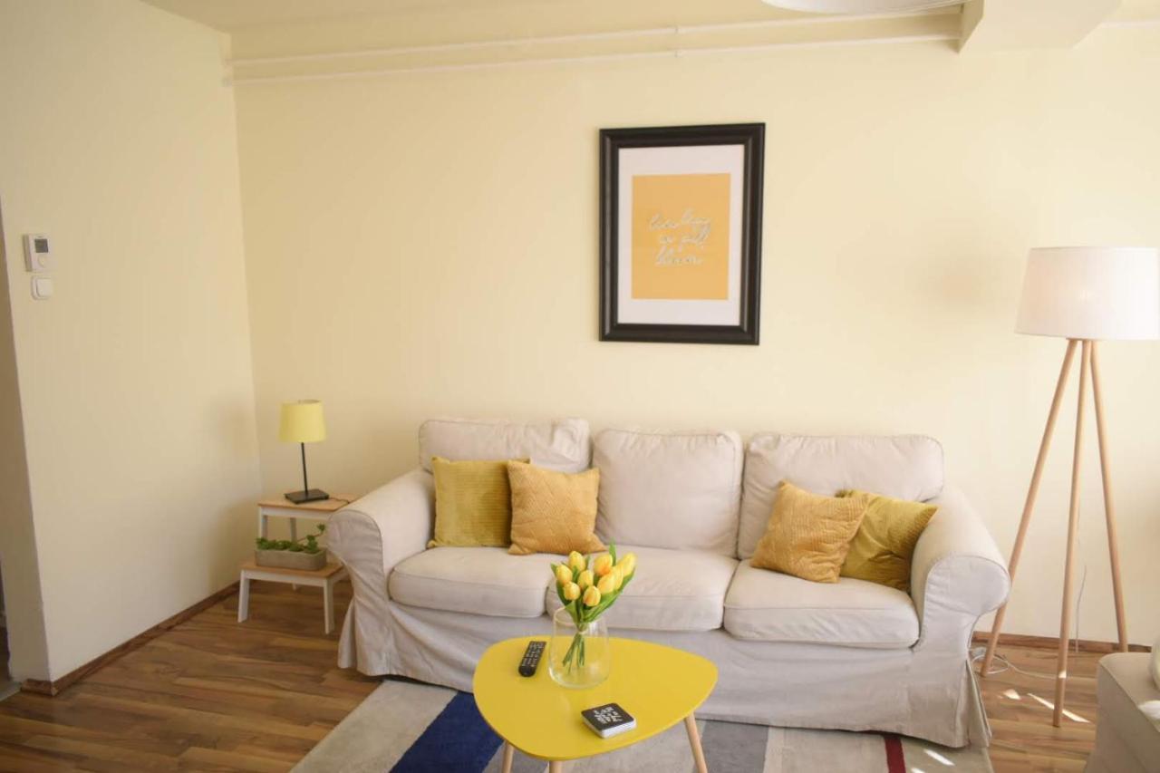Fonix Family Apartment A Step From Szechenyi Square Pecs Bagian luar foto